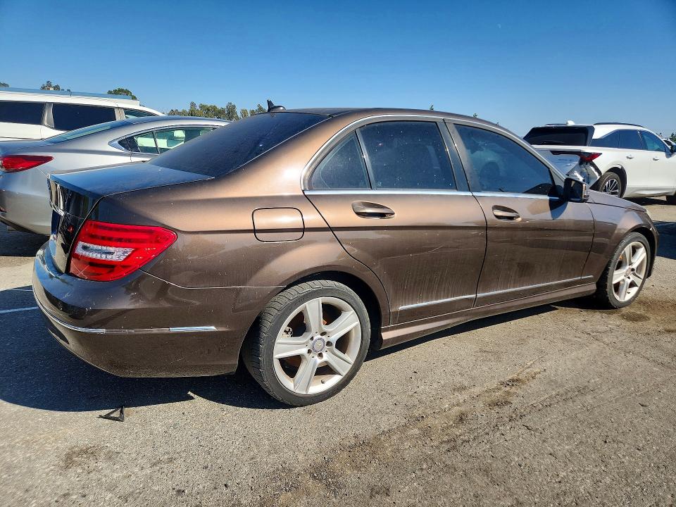 Aukcja sprzedaży 2013 Mercedes-benz C, vin: WDDGF4HB5DA789732, numer aukcji: 69801306