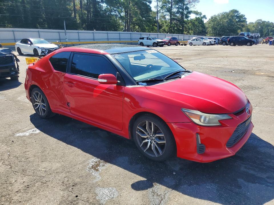67521036 :رقم المزاد ، JTKJF5C74FJ010860 vin ، 2015 Scion Tc مزاد بيع