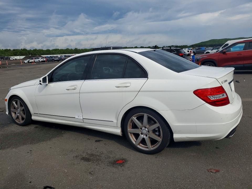 Продажа на аукционе авто 2014 Mercedes-benz C, vin: WDDGF8ABXEG244982, номер лота: 66634476