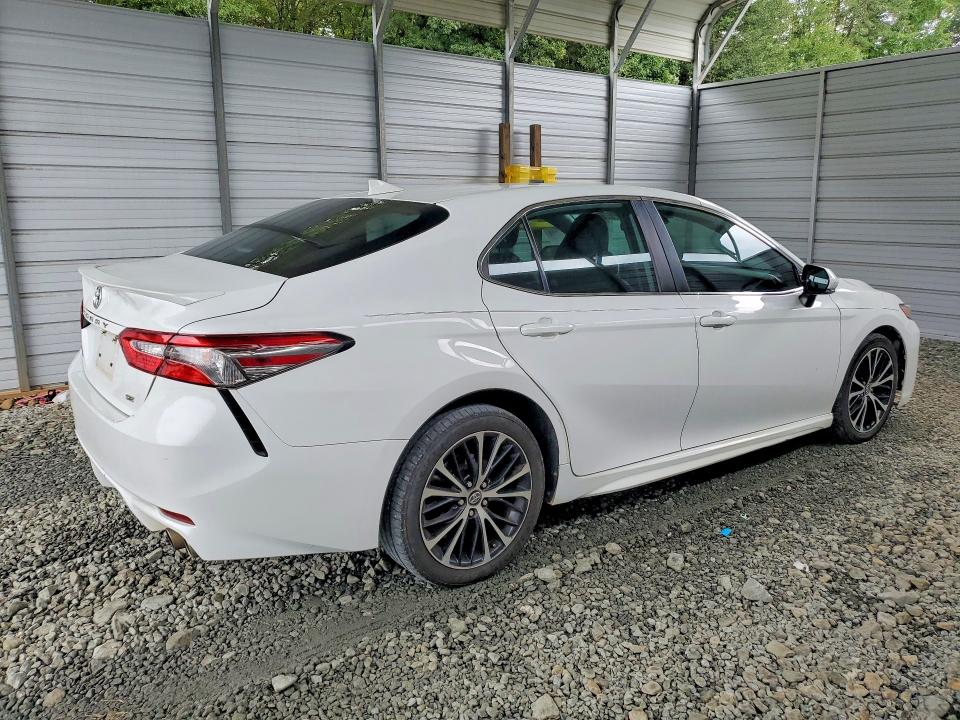 2019 Toyota Camry მანქანა იყიდება აუქციონზე, vin: 4T1B11HK1KU224323, აუქციონის ნომერი: 69017776