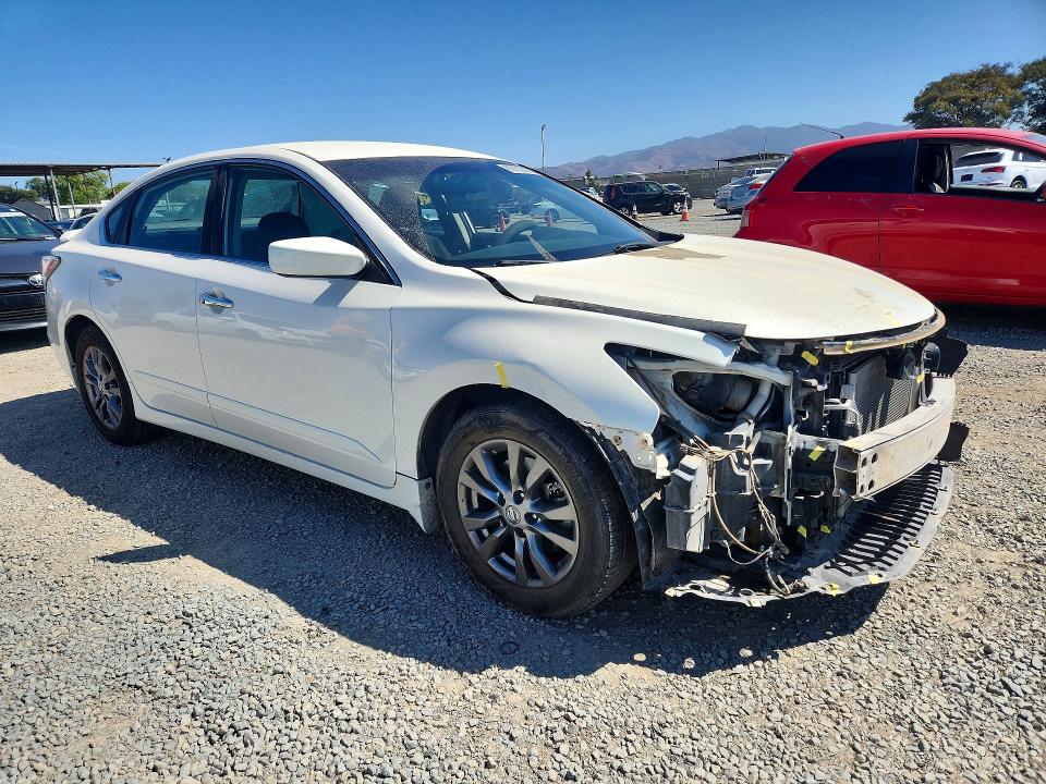 69233866 :رقم المزاد ، 1N4AL3AP2FC571138 vin ، 2015 Nissan Altima مزاد بيع