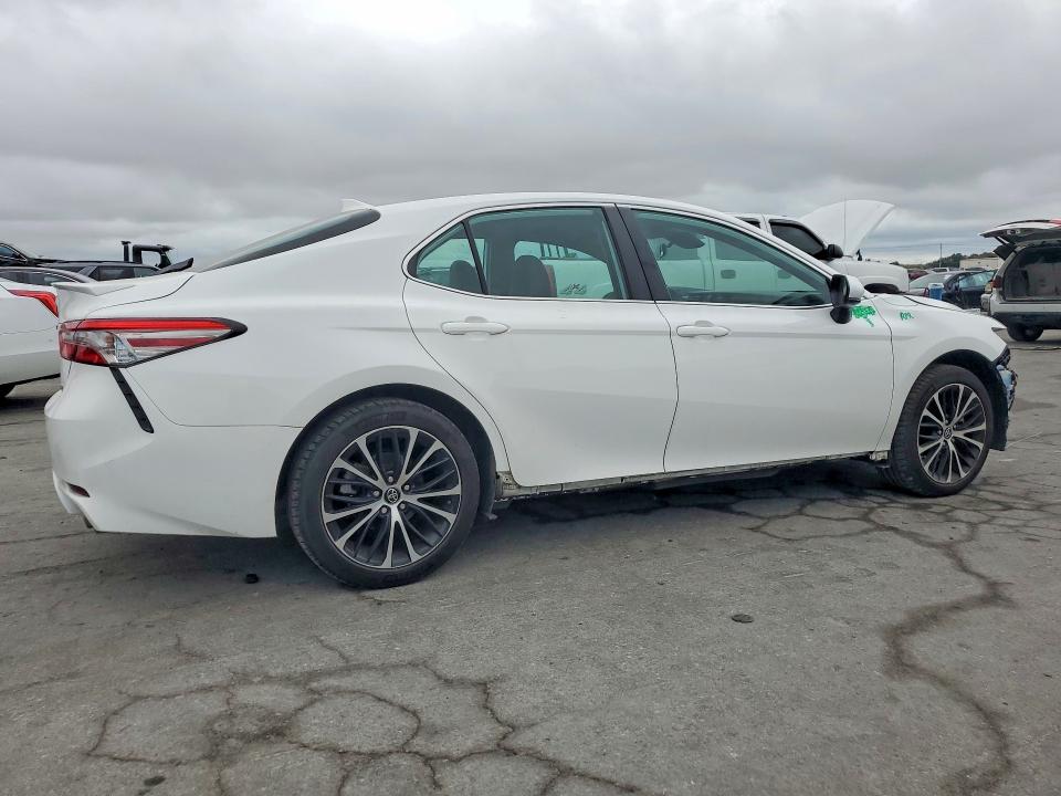 Продажа на аукционе авто 2019 Toyota Camry, vin: 4T1B11HK7KU847963, номер лота: 69541386