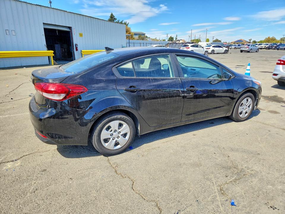 Продаж на аукціоні авто 2017 Kia Forte, vin: 3KPFL4A73HE012876, номер лоту: 68682066