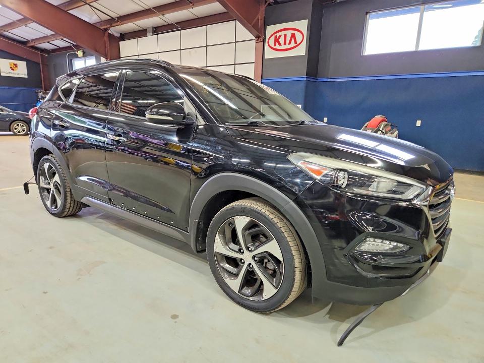 68617096 :رقم المزاد ، KM8J3CA26GU236311 vin ، 2016 Hyundai Tucson مزاد بيع