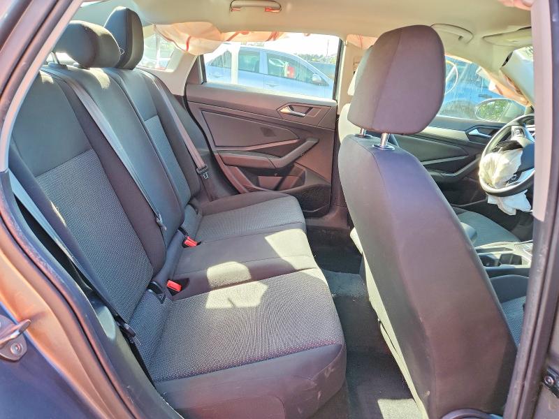 68241716 :رقم المزاد ، 3VWC57BU2KM077313 vin ، 2019 Volkswagen Jetta مزاد بيع