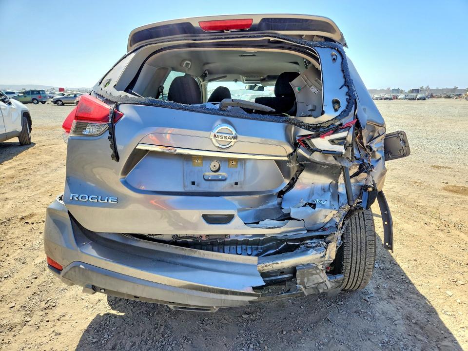 68989676 :رقم المزاد ، KNMAT2MT4JP580082 vin ، 2018 Nissan Rogue مزاد بيع