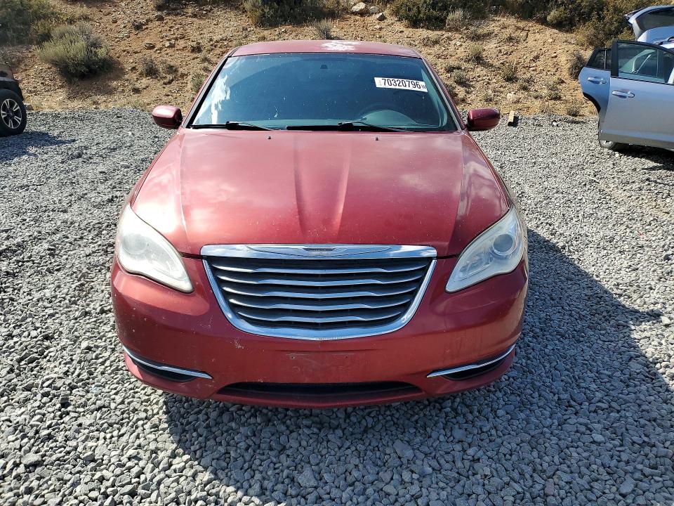 70320796 :رقم المزاد ، 1C3CCBAB0EN210709 vin ، 2014 Chrysler 200 مزاد بيع