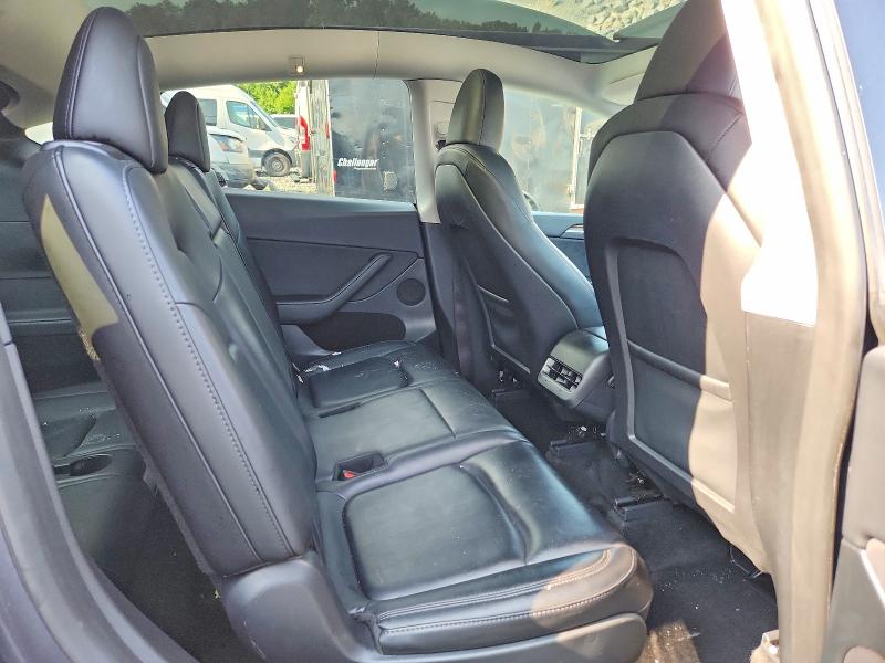 68700736 :رقم المزاد ، 7SAYGAEE4PF844193 vin ، 2023 Tesla Model Y مزاد بيع
