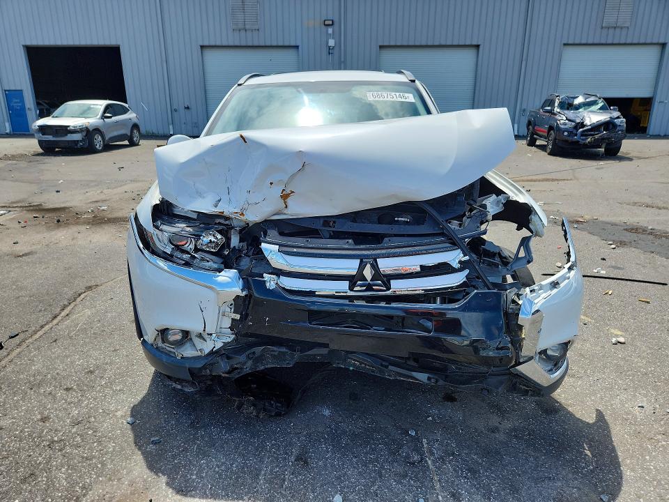 2016 Mitsubishi Outlander მანქანა იყიდება აუქციონზე, vin: JA4AD3A31GZ064017, აუქციონის ნომერი: 68675146