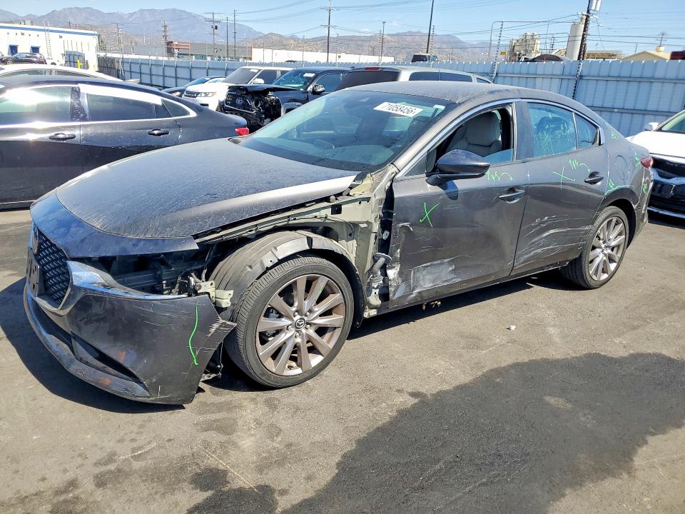 Продаж на аукціоні авто 2019 Mazda 3, vin: 3MZBPADL3KM112836, номер лоту: 71058456
