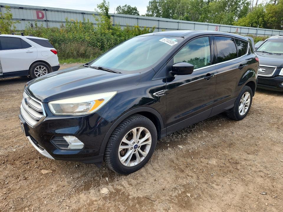 2017 Ford Escape მანქანა იყიდება აუქციონზე, vin: 1FMCU9G93HUD45629, აუქციონის ნომერი: 67240506