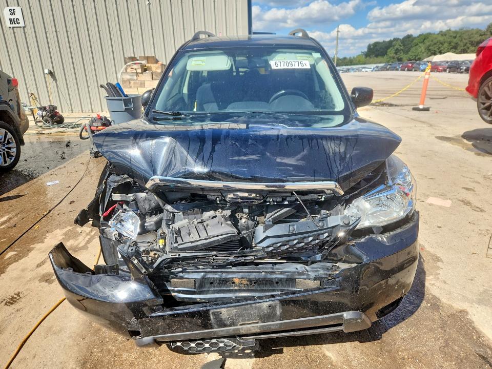 2015 Subaru Forester მანქანა იყიდება აუქციონზე, vin: JF2SJADC8FH485841, აუქციონის ნომერი: 67709776