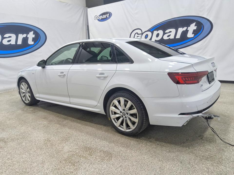 69095256 :رقم المزاد ، WAUDNAF47JN018127 vin ، 2018 Audi A4 مزاد بيع