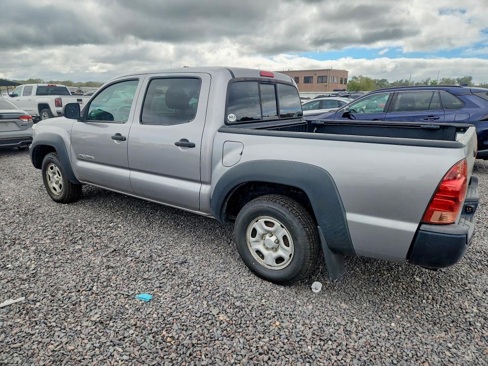 68602836 :رقم المزاد ، 5TFJX4CN4FX064394 vin ، 2015 Toyota Tacoma مزاد بيع