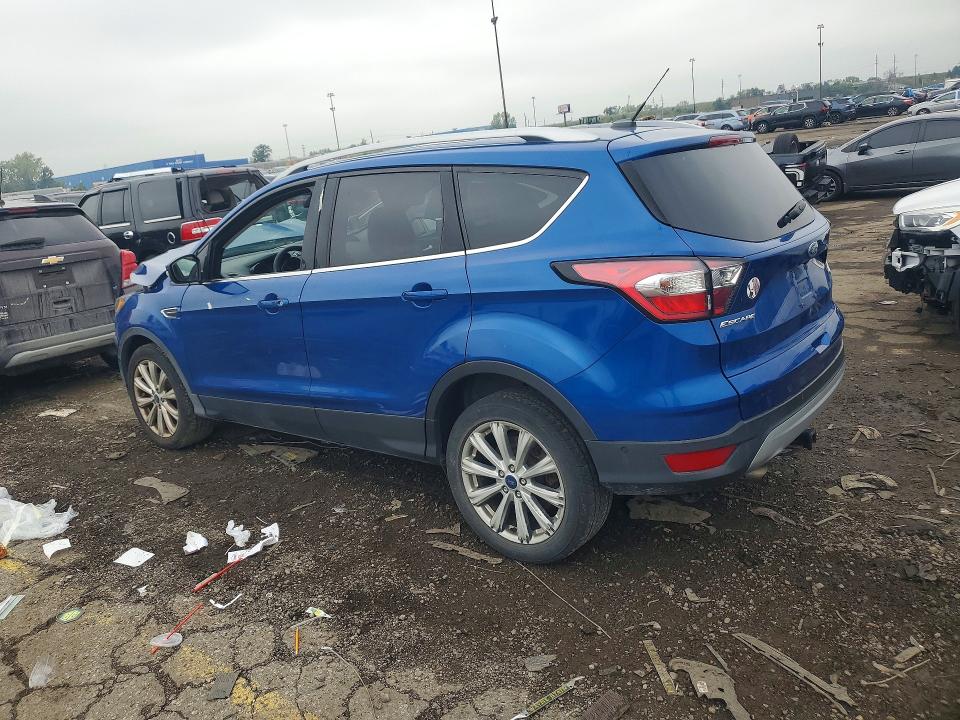 Продажа на аукционе авто 2017 Ford Escape, vin: 1FMCU0JD4HUE57350, номер лота: 68869426