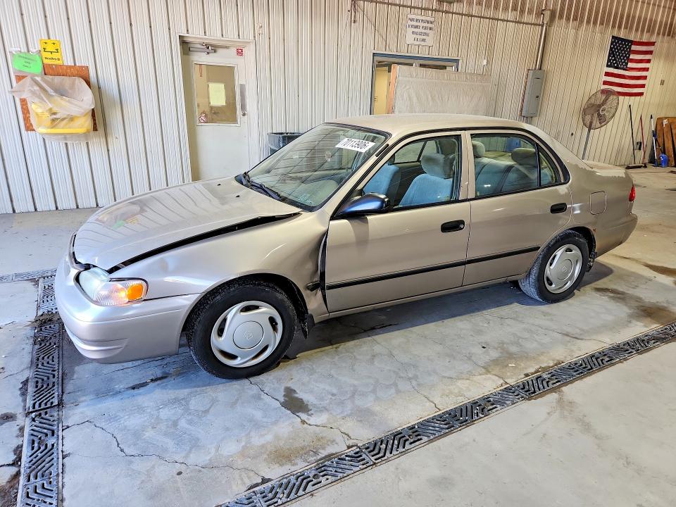 70113906 :رقم المزاد ، 2T1BR12E8YC371809 vin ، 2000 Toyota Corolla مزاد بيع