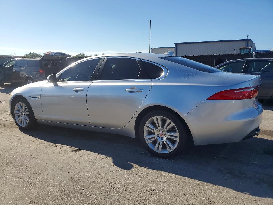 2017 Jaguar Xf მანქანა იყიდება აუქციონზე, vin: SAJBD4BVXHCY42479, აუქციონის ნომერი: 68192006