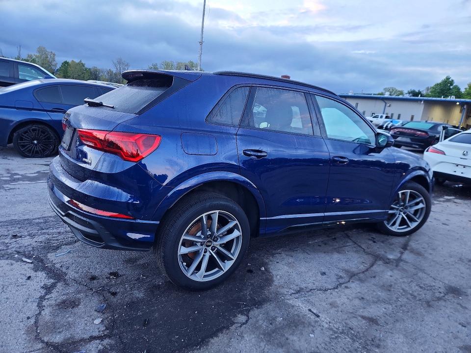Продажа на аукционе авто 2024 Audi Q3, vin: WA1DECF34R1101100, номер лота: 69436306