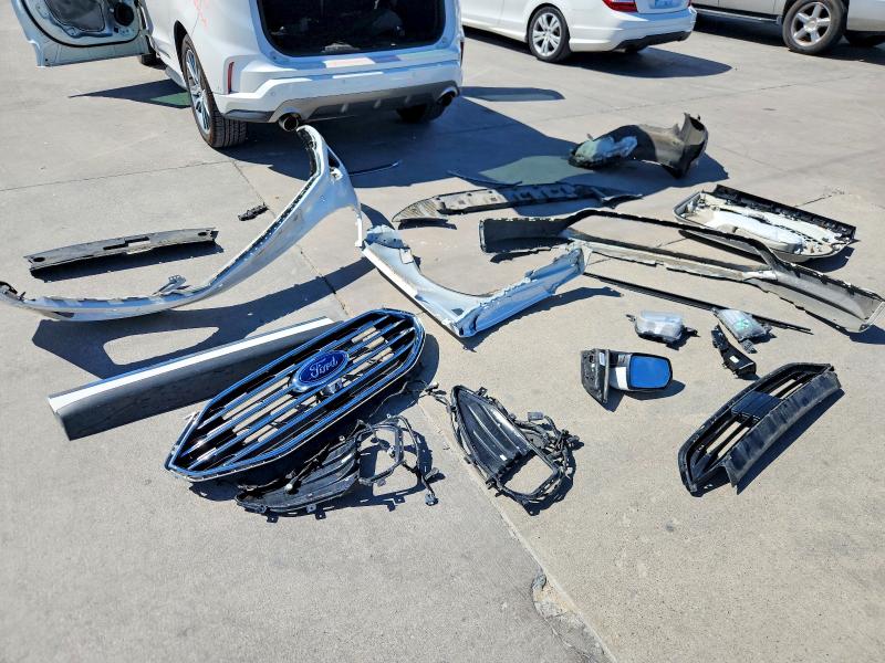 67436596 :رقم المزاد ، 2FMPK3K9XKBC19566 vin ، 2019 Ford Edge مزاد بيع