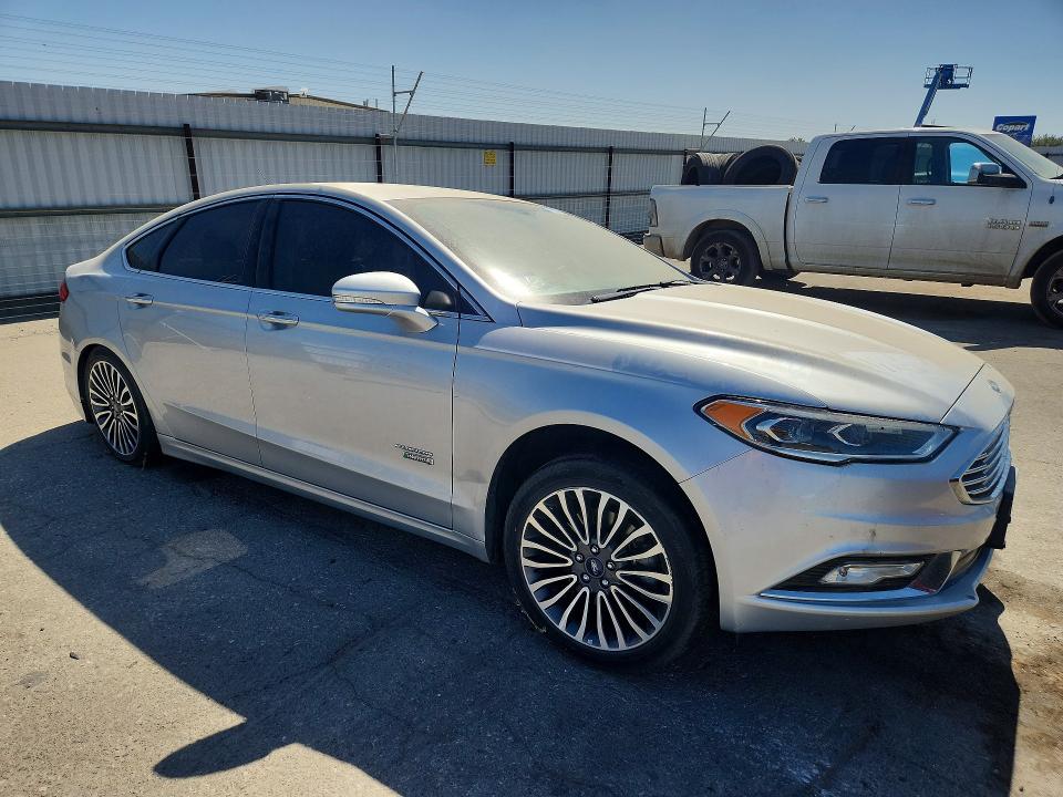 2017 Ford Fusion მანქანა იყიდება აუქციონზე, vin: 3FA6P0PU2HR329380, აუქციონის ნომერი: 70773826