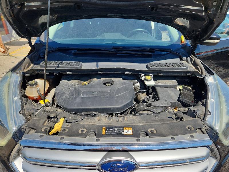 67726026 :رقم المزاد ، 1FMCU9J99HUE98718 vin ، 2017 Ford Escape مزاد بيع