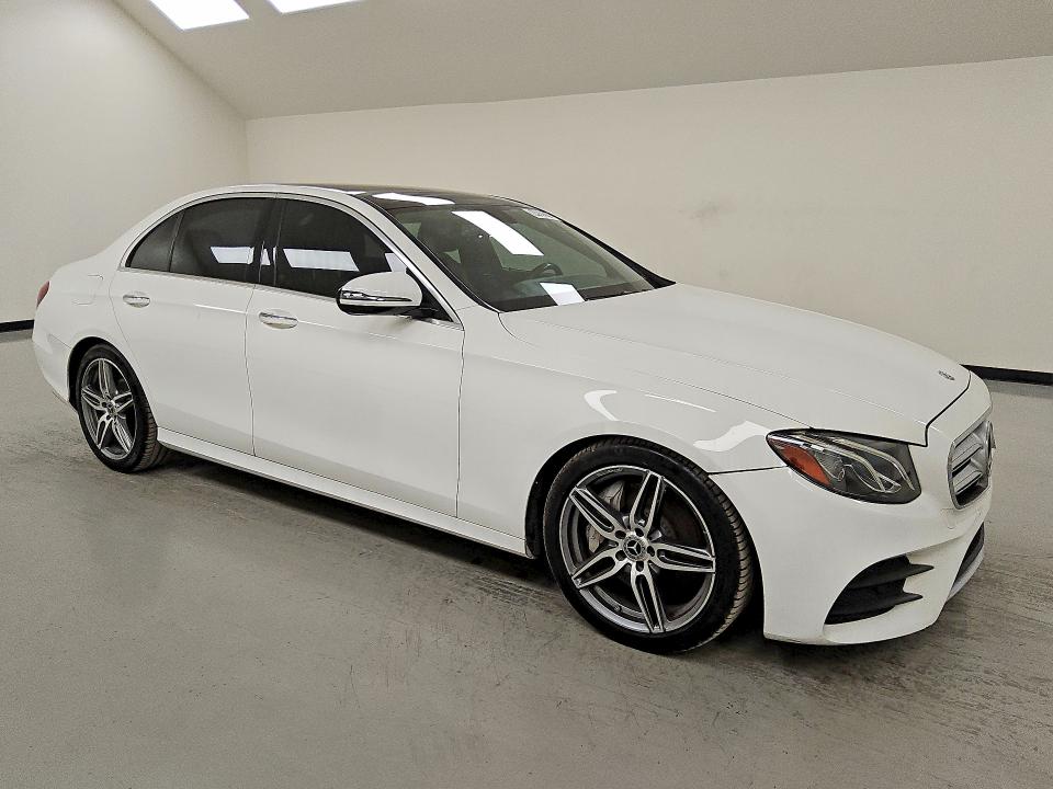 2019 Mercedes-benz E მანქანა იყიდება აუქციონზე, vin: WDDZF4JB1KA666588, აუქციონის ნომერი: 64939106