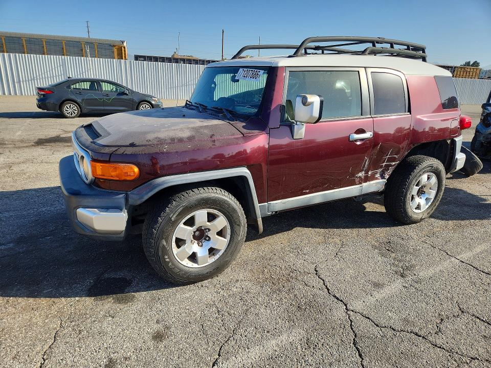 Auction sale of the 2007 Toyota Fj Cruiser, vin: JTEZU11F770008946, lot number: 71207886