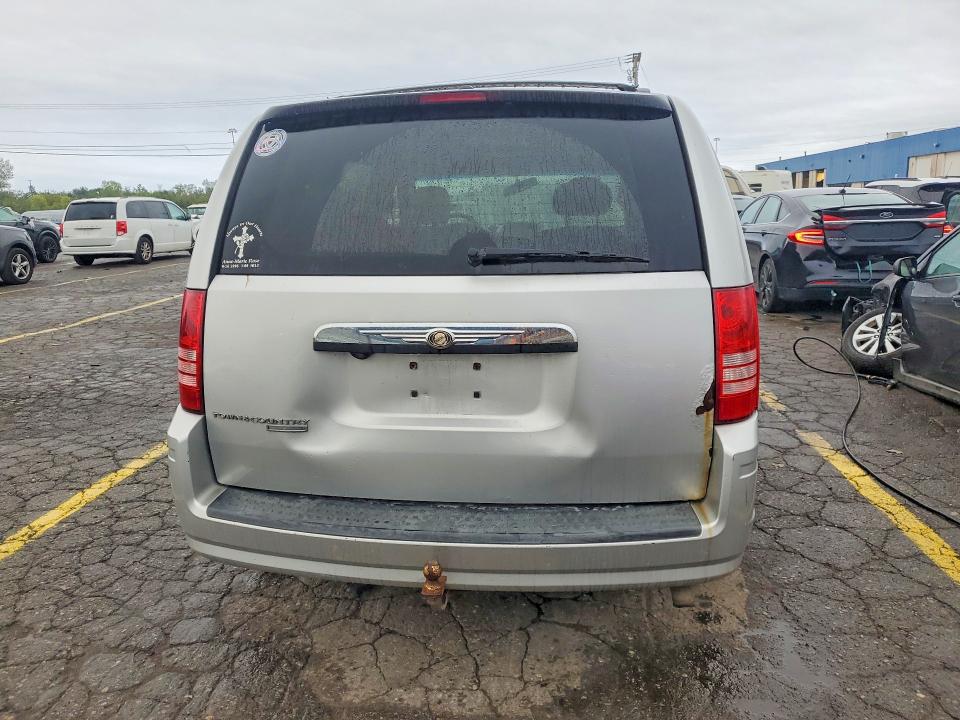 Продажа на аукционе авто 2008 Chrysler Town & Country, vin: 2A8HR54P88R834914, номер лота: 69017616
