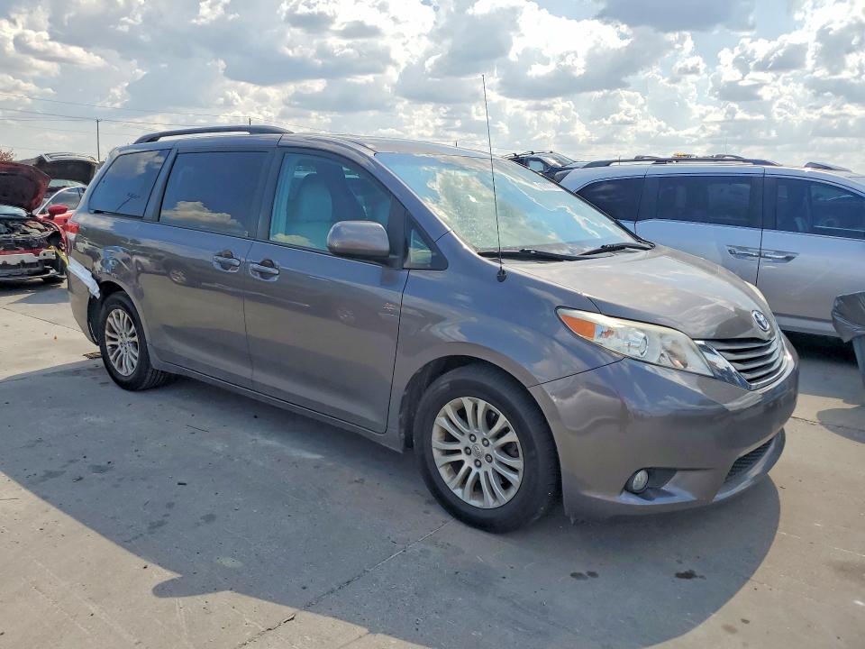Продаж на аукціоні авто 2012 Toyota Sienna, vin: 5TDYK3DC2CS202844, номер лоту: 67807776