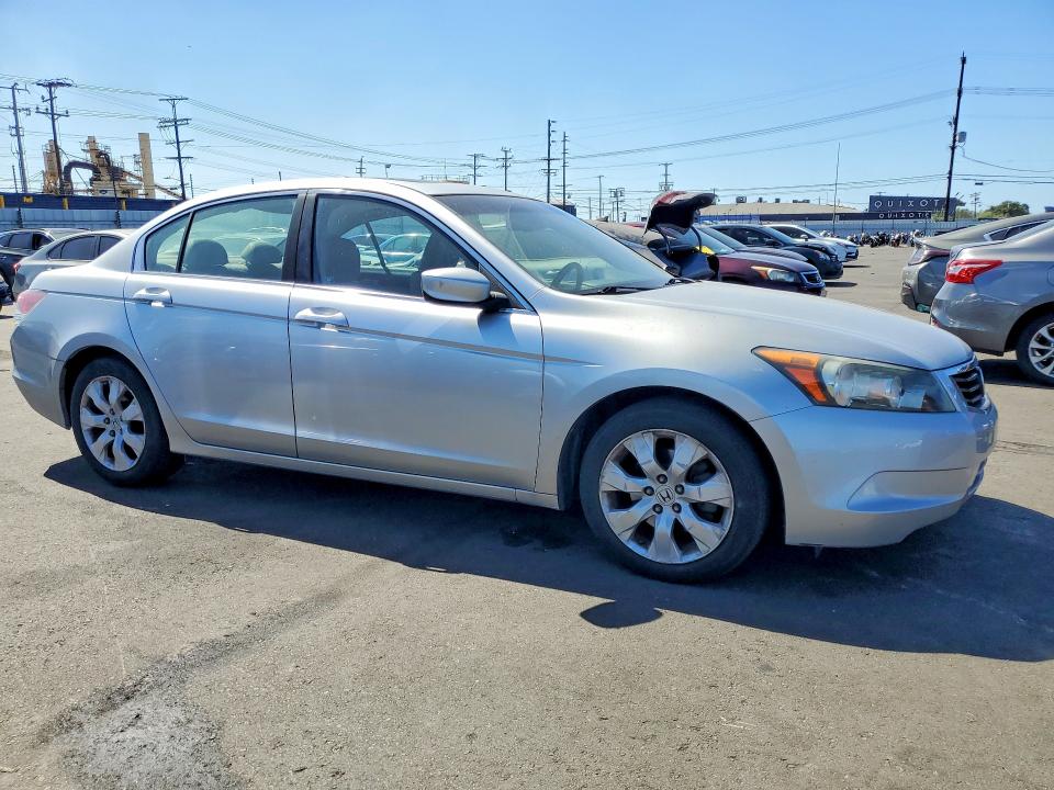 2008 Honda Accord მანქანა იყიდება აუქციონზე, vin: 1HGCP26808A035873, აუქციონის ნომერი: 70834376