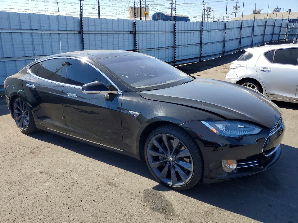 Aukcja sprzedaży 2013 Tesla Model S, vin: 5YJSA1CN9DFP27647, numer aukcji: 70147366