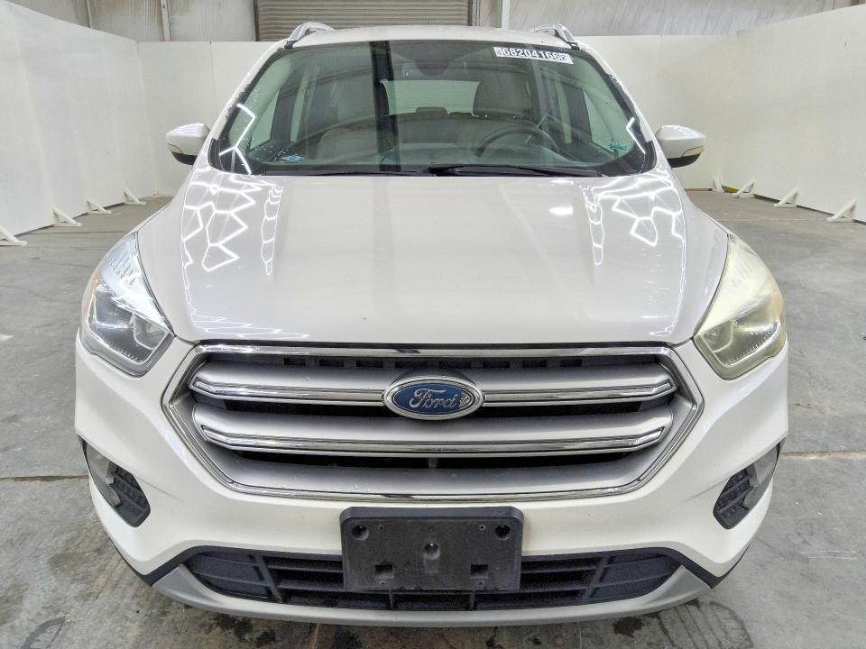 Продаж на аукціоні авто 2017 Ford Escape, vin: 1FMCU9J90HUE72590, номер лоту: 68204166