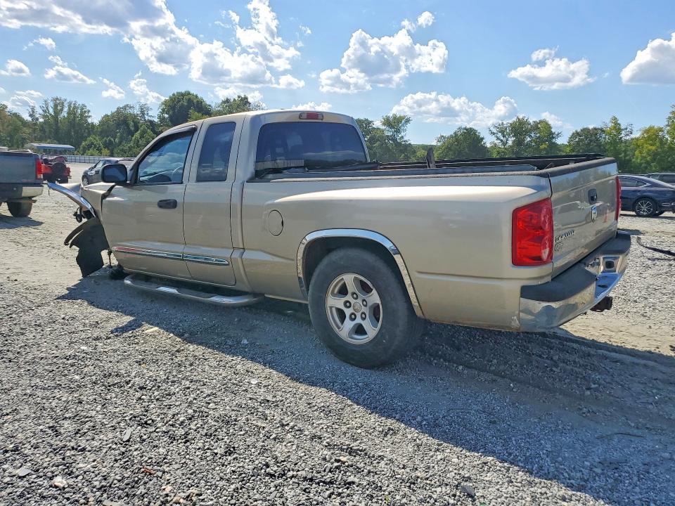 68077576 :رقم المزاد ، 1D7HW52K75S204566 vin ، 2005 Dodge Dakota مزاد بيع