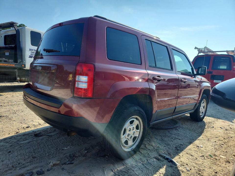 67338476 :رقم المزاد ، 1C4NJPBA0GD553266 vin ، 2016 Jeep Patriot مزاد بيع