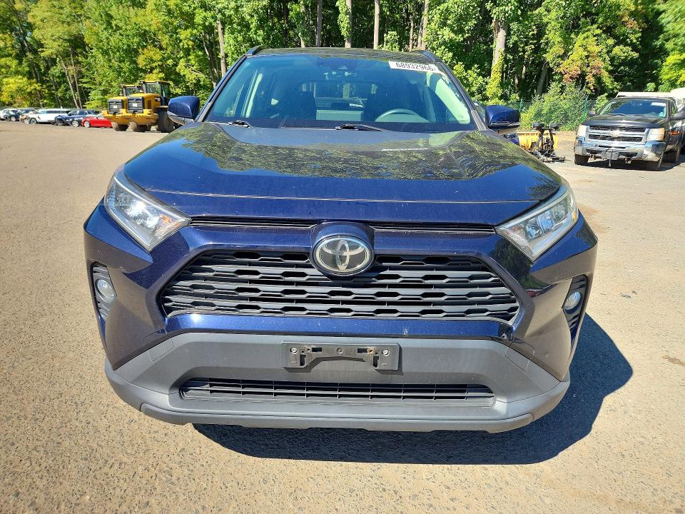 2019 Toyota Rav4 მანქანა იყიდება აუქციონზე, vin: JTMP1RFV2KD013119, აუქციონის ნომერი: 68932966