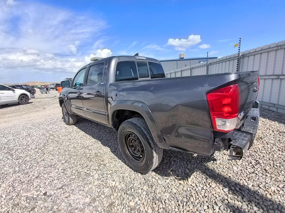 Продажа на аукционе авто 2017 Toyota Tacoma, vin: 5TFCZ5AN1HX106695, номер лота: 67929326