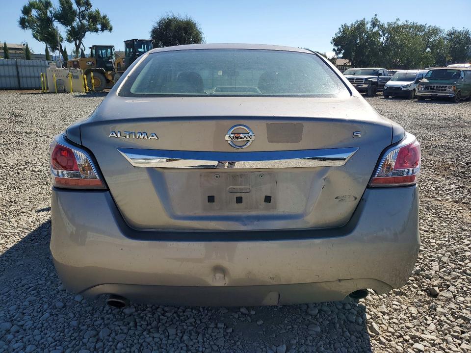 69351446 :رقم المزاد ، 1N4AL3AP6FC236691 vin ، 2015 Nissan Altima مزاد بيع