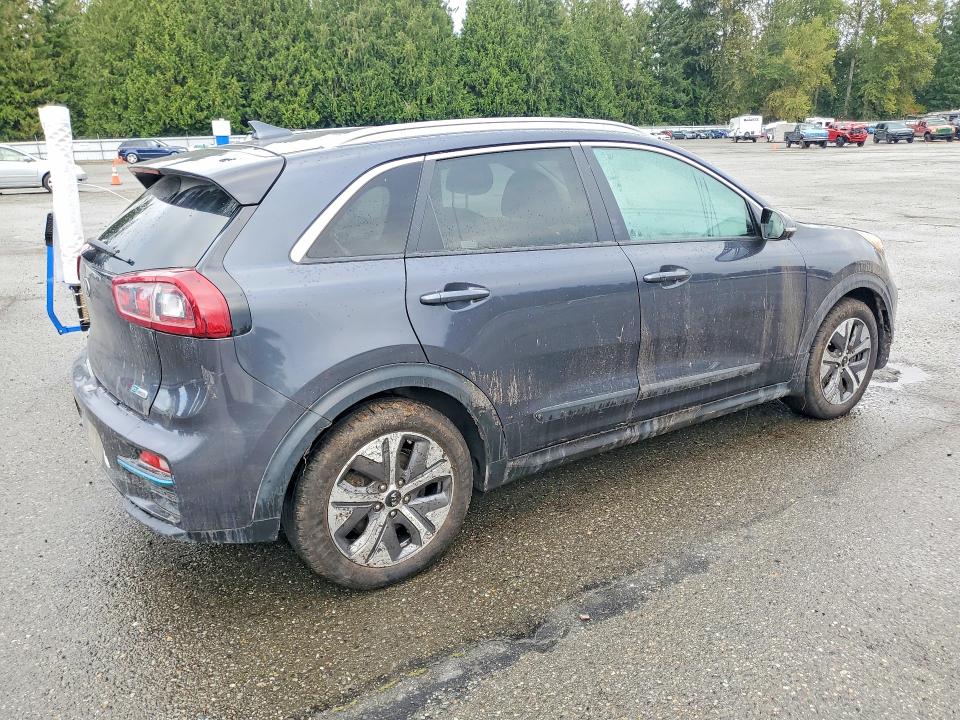 68388176 :رقم المزاد ، KNDCE3LG7K5025816 vin ، 2019 Kia Niro مزاد بيع