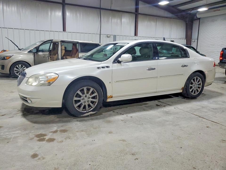 2010 Buick Lucerne მანქანა იყიდება აუქციონზე, vin: 1G4HE5E18AU115437, აუქციონის ნომერი: 69732836