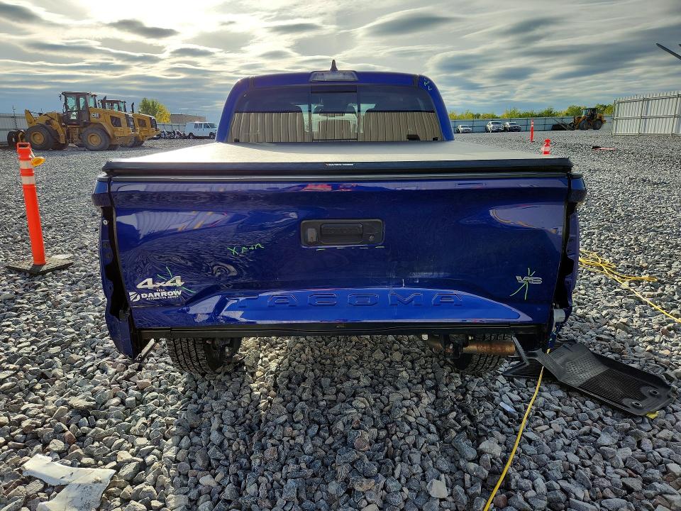 Auction sale of the 2022 Toyota Tacoma, vin: 3TMCZ5AN3NM510776, lot number: 69790546