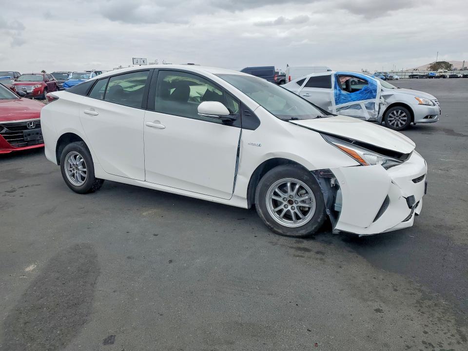 Продаж на аукціоні авто 2018 Toyota Prius, vin: JTDKBRFU1J3583549, номер лоту: 69406196