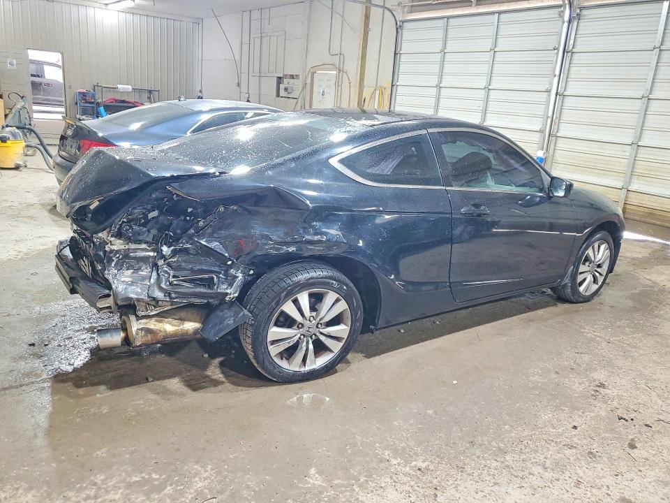 2011 Honda Accord მანქანა იყიდება აუქციონზე, vin: 1HGCS1B37BA009684, აუქციონის ნომერი: 69678326