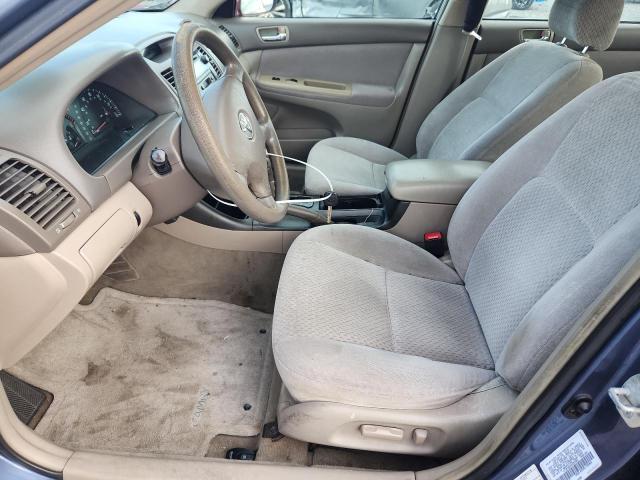 70889586 :رقم المزاد ، 4T1BF32K43U553380 vin ، 2003 Toyota Camry مزاد بيع