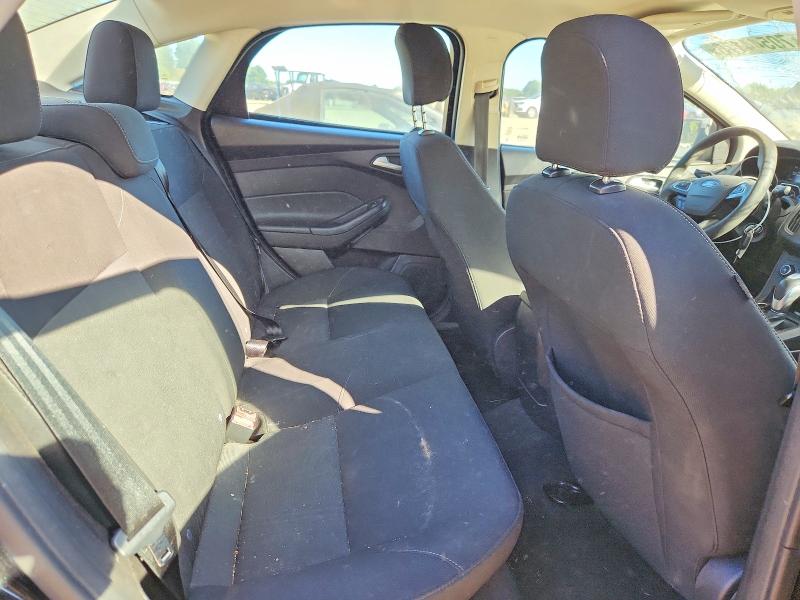 70544176 :رقم المزاد ، 1FADP3F26FL293309 vin ، 2015 Ford Focus مزاد بيع