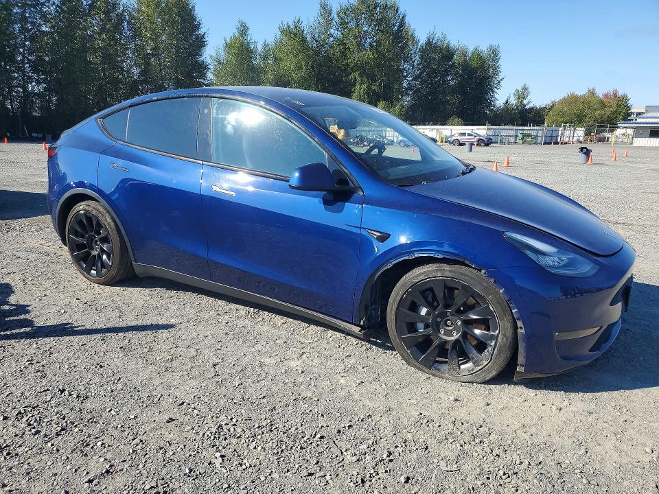 Продажа на аукционе авто 2021 Tesla Model Y, vin: 5YJYGDEE4MF073907, номер лота: 68405016