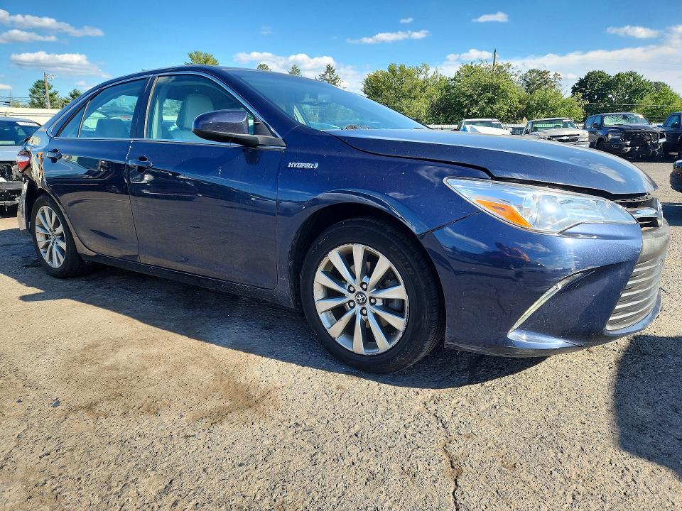 68446996 :رقم المزاد ، 4T1BD1FK8HU204573 vin ، 2017 Toyota Camry Hybrid مزاد بيع