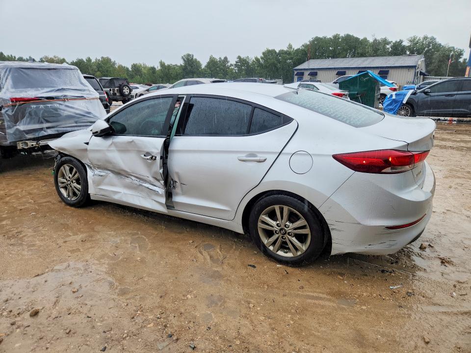 68717846 :رقم المزاد ، KMHD84LF3HU102894 vin ، 2017 Hyundai Elantra مزاد بيع