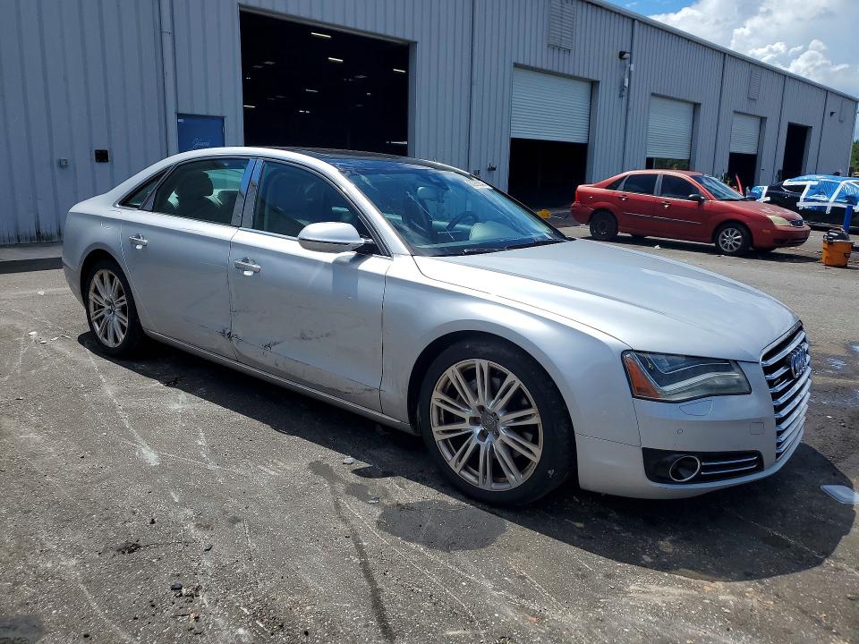 67266846 :رقم المزاد ، WAURGAFD4DN026383 vin ، 2013 Audi A8 مزاد بيع