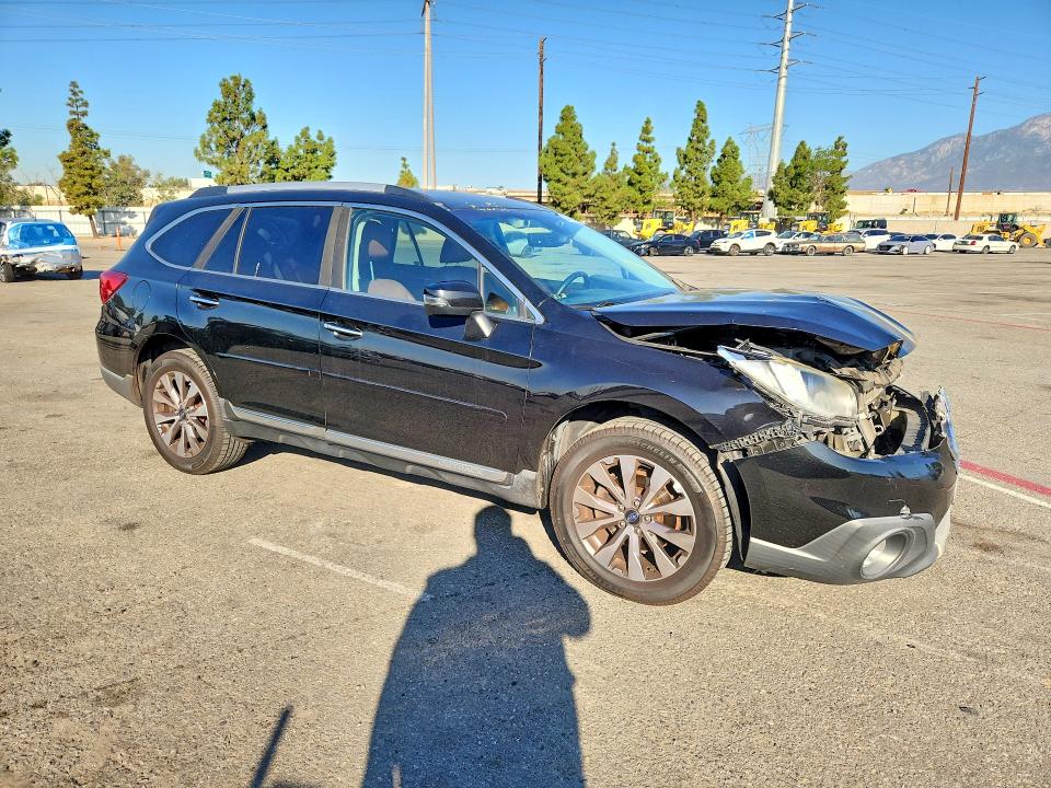 Продаж на аукціоні авто 2017 Subaru Outback, vin: 4S4BSATC8H3353445, номер лоту: 70075386