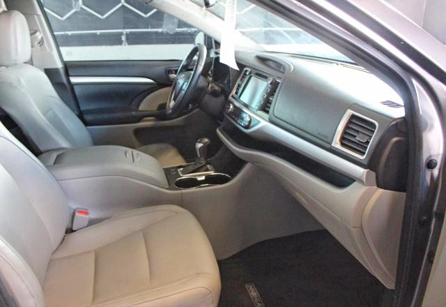 Продаж на аукціоні авто 2016 Toyota Highlander, vin: 5TDJKRFH2GS343139, номер лоту: 70379996